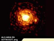 De las aproximadamente 20 estrellas que se forman en la galaxia cada año, 15 de ellas son oscuras enanas-M. Créditos imagen: NASA