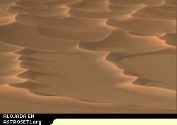 Un desierto cubierto de dunas en un planeta de nuestro propio Sistema Solar 
[<a href=http://photojournal.jpl.nasa.gov/catalog/PIA06754 target=_blank>M�s informaci�n</a>]
