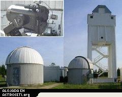 El observatorio de impactos de meteoroides en el Centro de Vuelo Espacial Marshall. Se observa uno de dos telescopios de 14 pulgadas, usado para observar la Luna. 
<a href=http://science.nasa.gov/headlines/y2007/images/lunargeminids/alamo_big.jpg target=_blank>Agrandar imagen]
