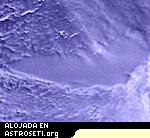 El lago Vostok en la Ant�rtida tiene casi el tama�o del lago Ontario y se sit�a bajo una capa de hielo de m�s de cuatro kil�metros de espesor.
Cr�dito: NASA