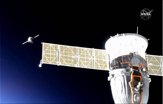 La cápsula no tripulada Soyuz con un robot humanoide finalmente alcanza la Estación Espacial