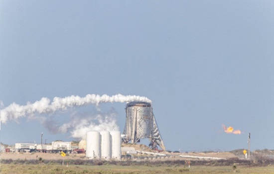 Éxito en  prueba de lanzamiento del Starhopper de SpaceX a 150m