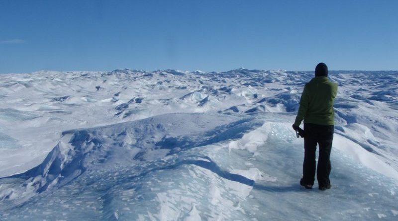 Podríamos buscar rastros de vida en el hielo de Europa
